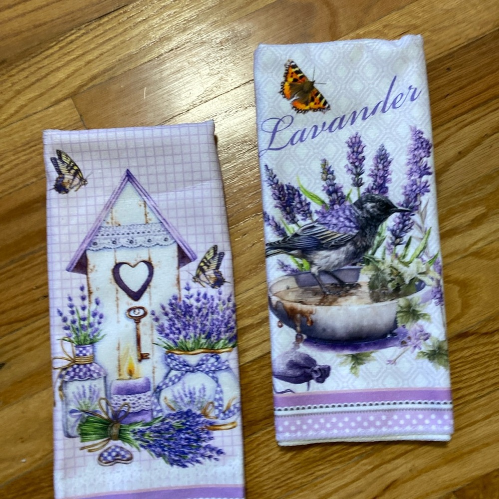Pair of Lavender Pattern 70x45”Elegant Decorative Kitchen Towels.